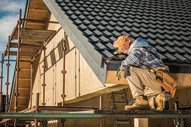 Best Roof Gutter Cleaning  in Bedford, OH